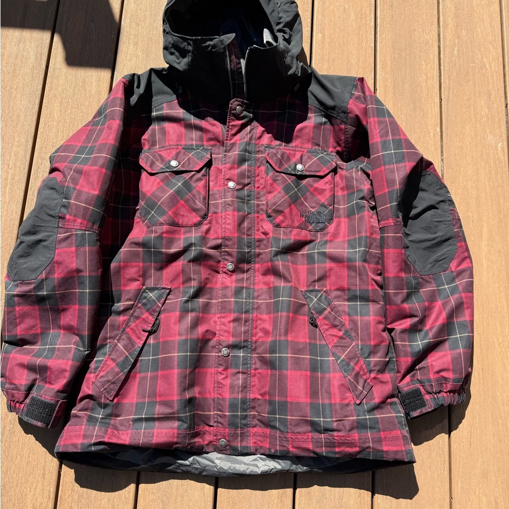 Mens North Face Hyvent Red and Black Plaid Jacket XL